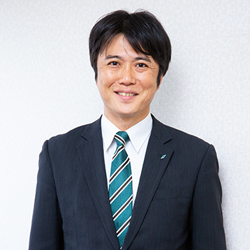 川上　真也